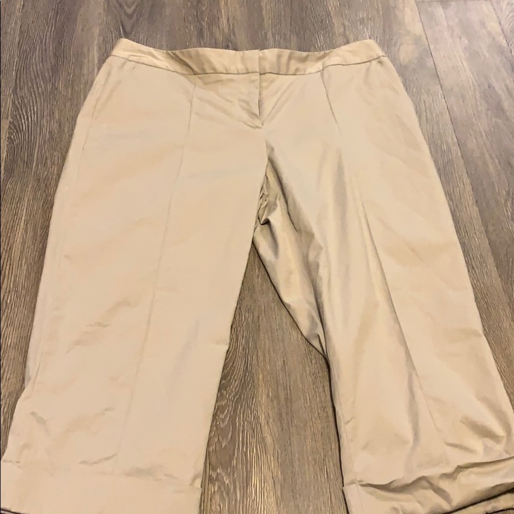 Cropped pants